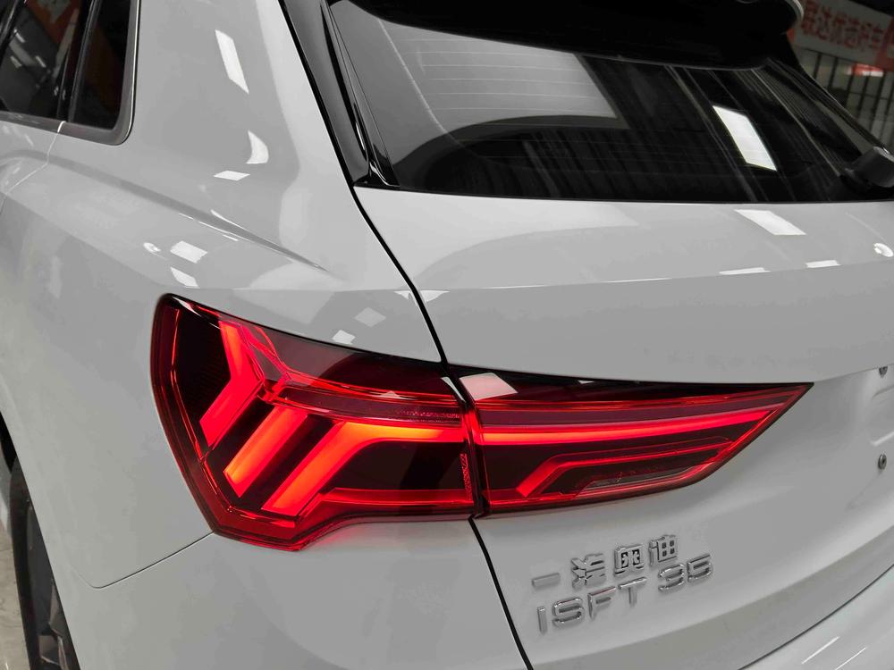 Audi Audi Q3