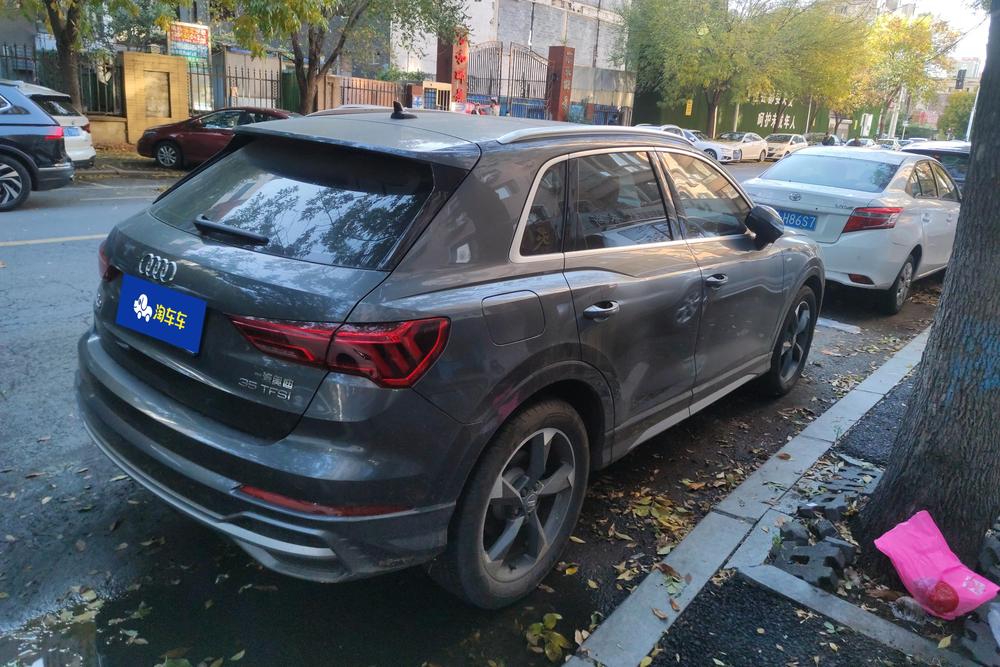 Audi Audi Q3