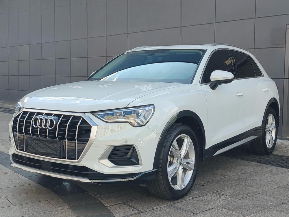 Audi Audi Q3