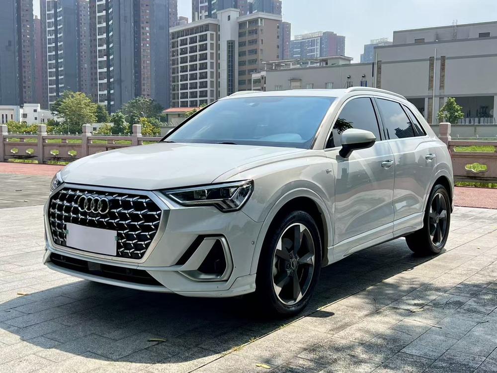 Audi Audi Q3