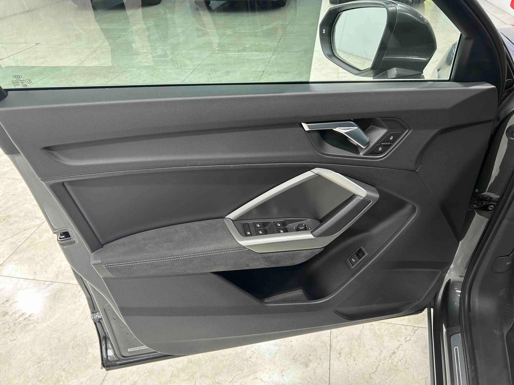 Audi Audi Q3