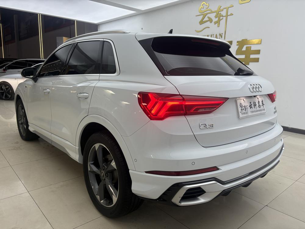 Audi Audi Q3