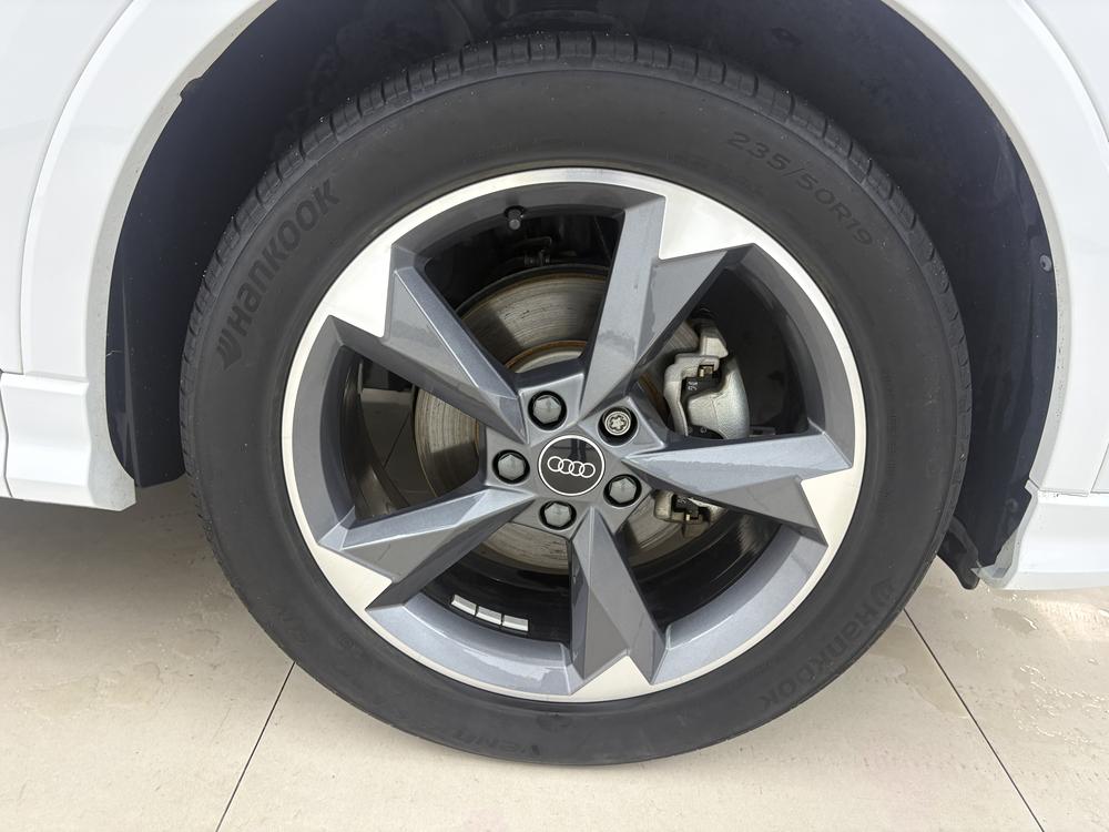 Audi Audi Q3