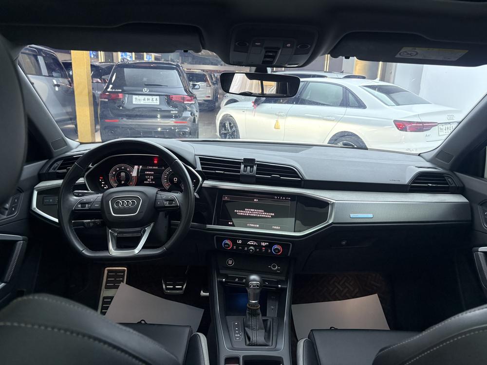 Audi Audi Q3
