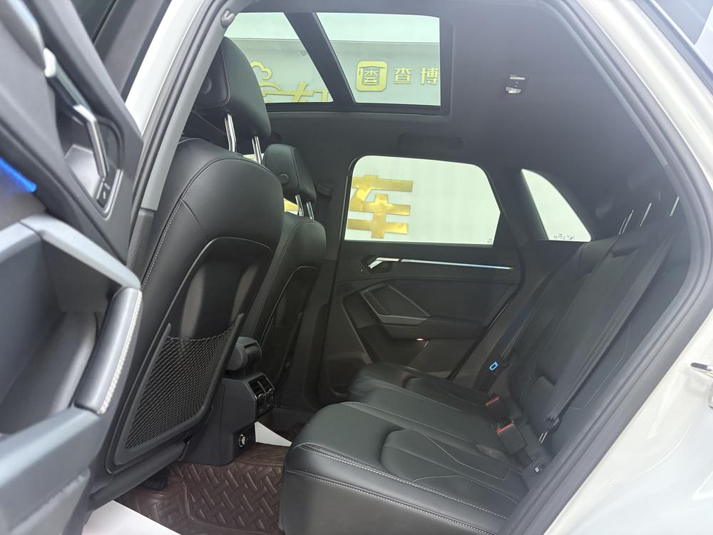 Audi Audi Q3