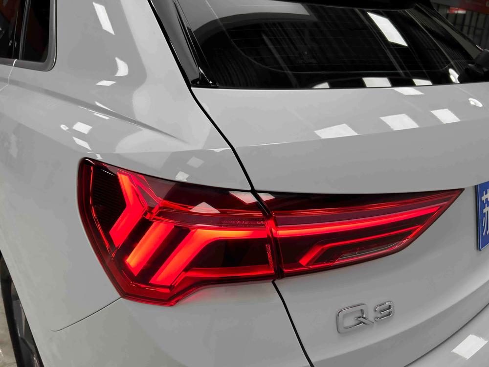 Audi Audi Q3