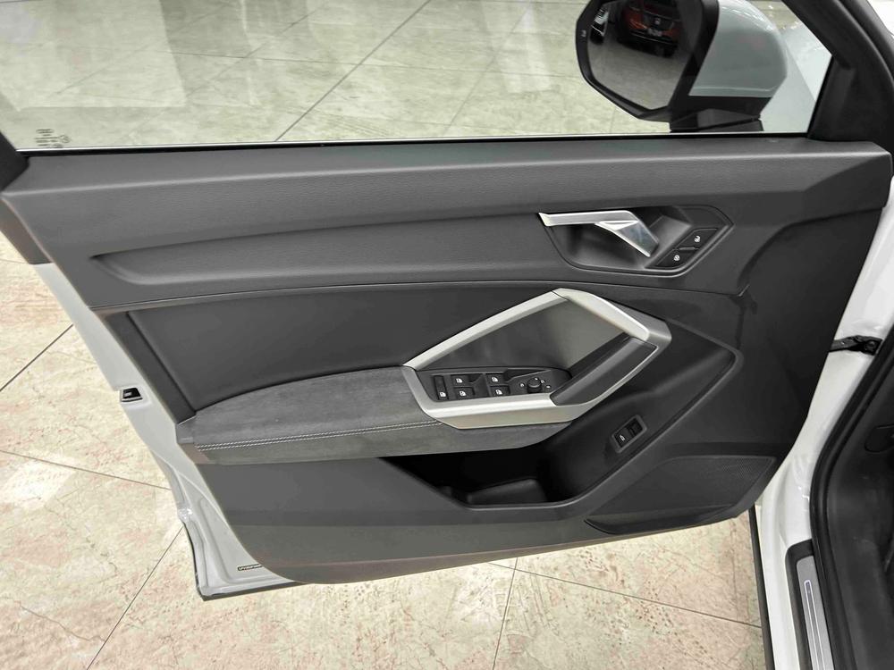 Audi Audi Q3
