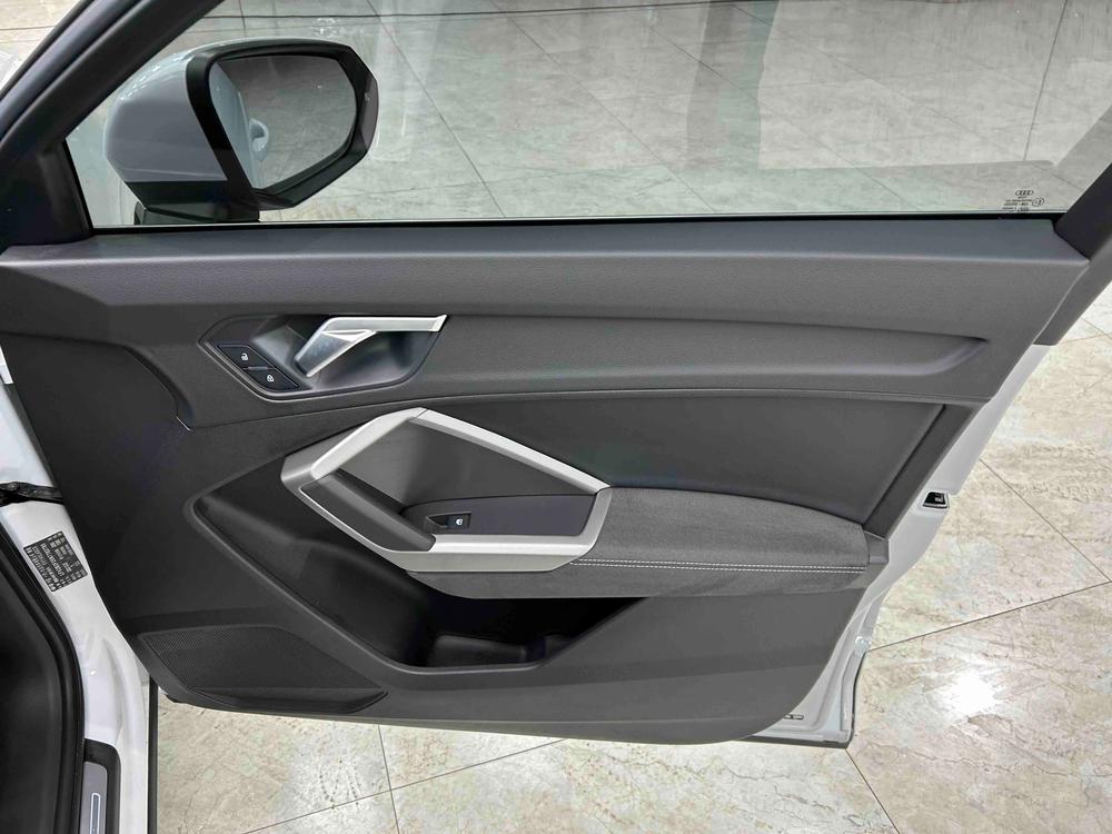 Audi Audi Q3