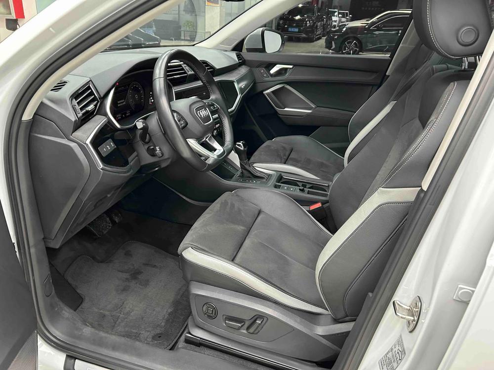 Audi Audi Q3