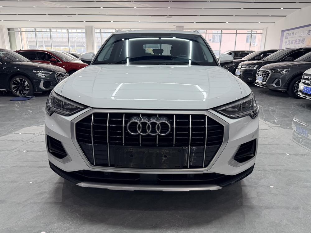 Audi Audi Q3