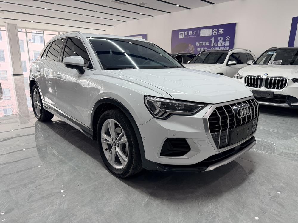 Audi Audi Q3