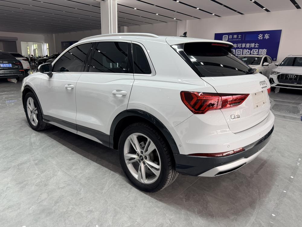 Audi Audi Q3