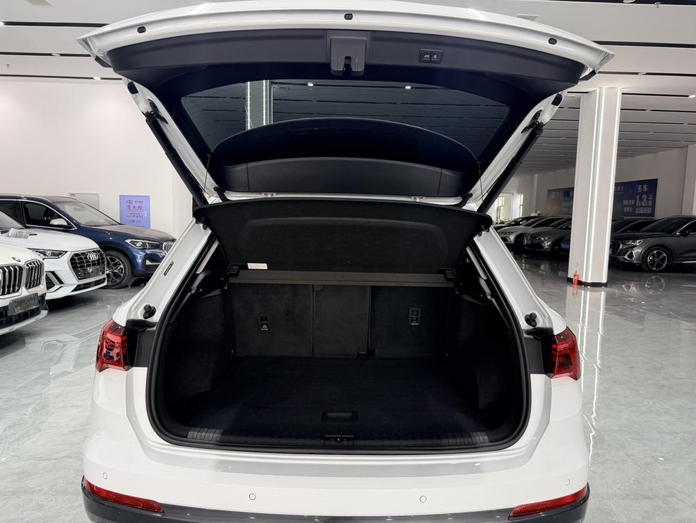 Audi Audi Q3