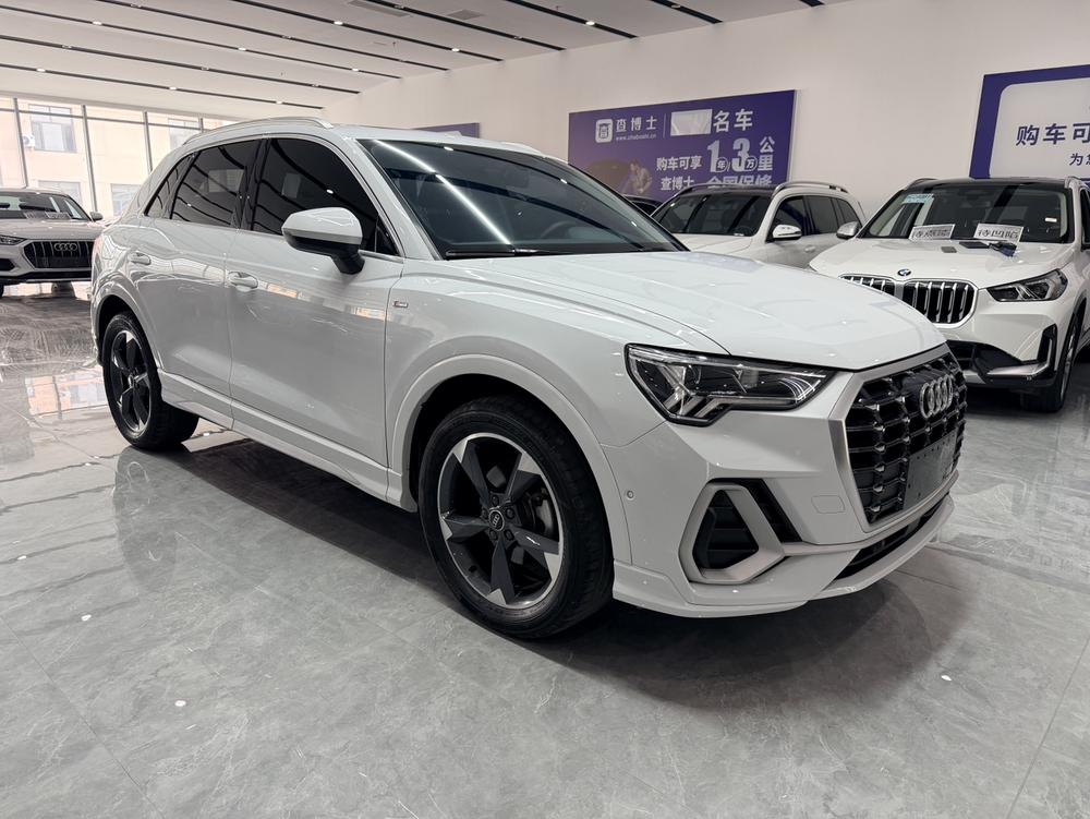 Audi Audi Q3