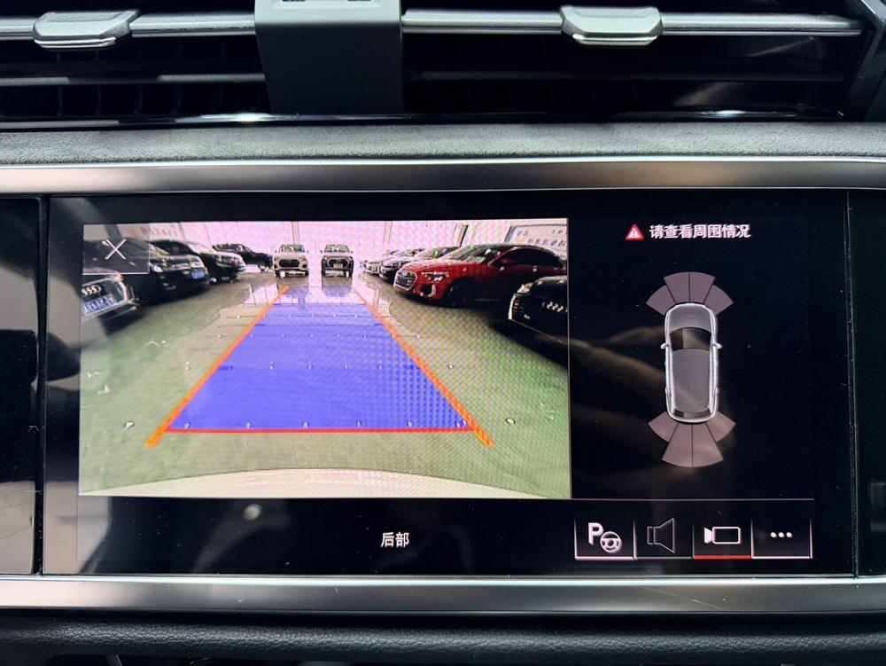 Audi Audi Q3