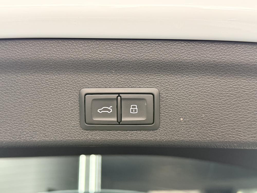 Audi Audi Q3