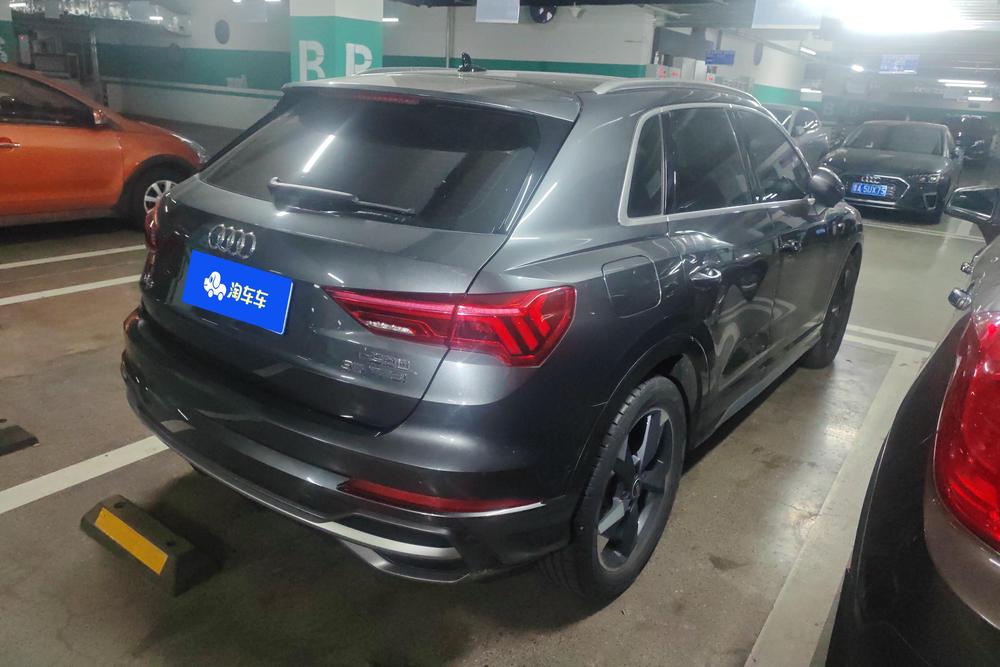 Audi Audi Q3