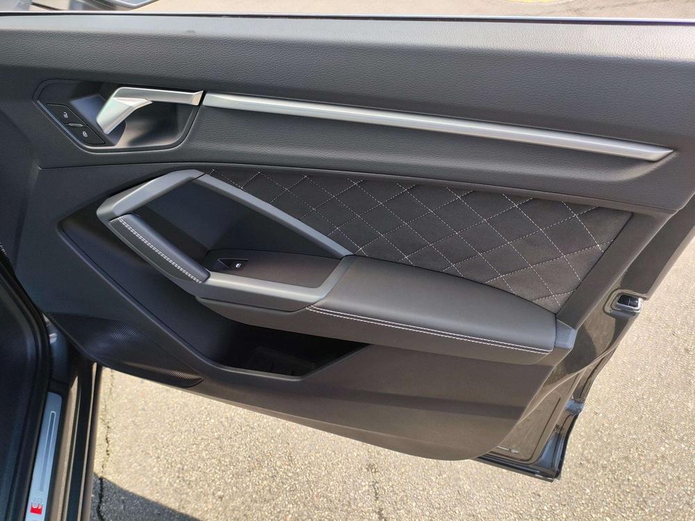 Audi Audi Q3