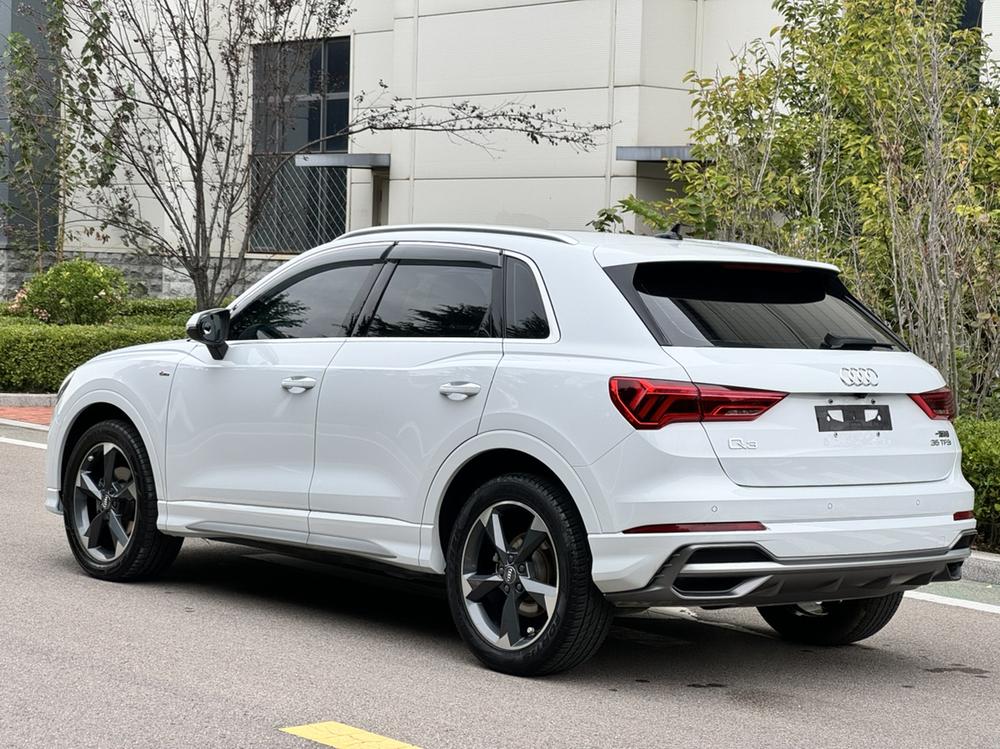 Audi Audi Q3