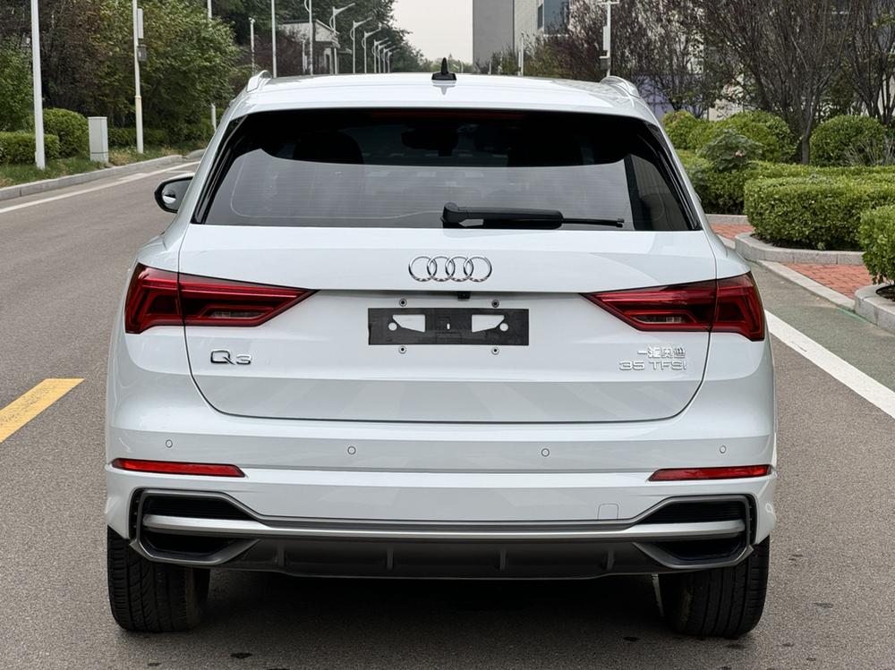 Audi Audi Q3