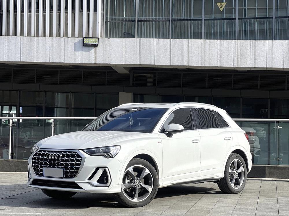 Audi Audi Q3