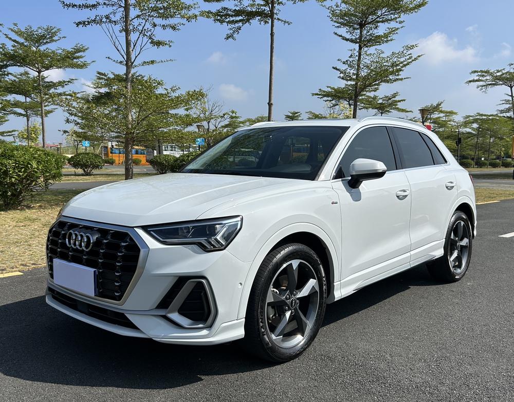 Audi Audi Q3