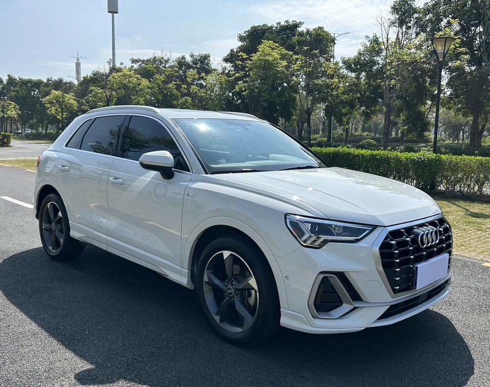Audi Audi Q3
