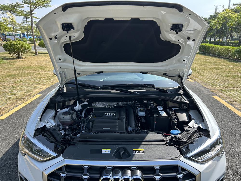 Audi Audi Q3