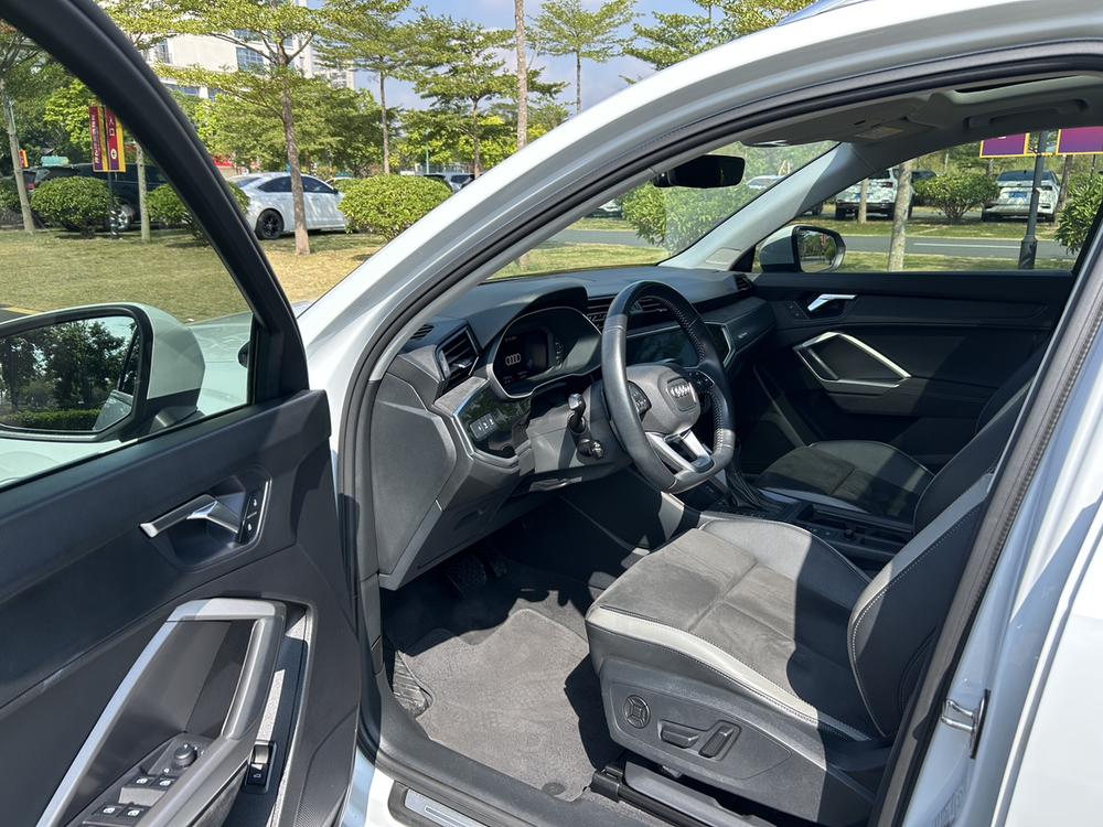 Audi Audi Q3