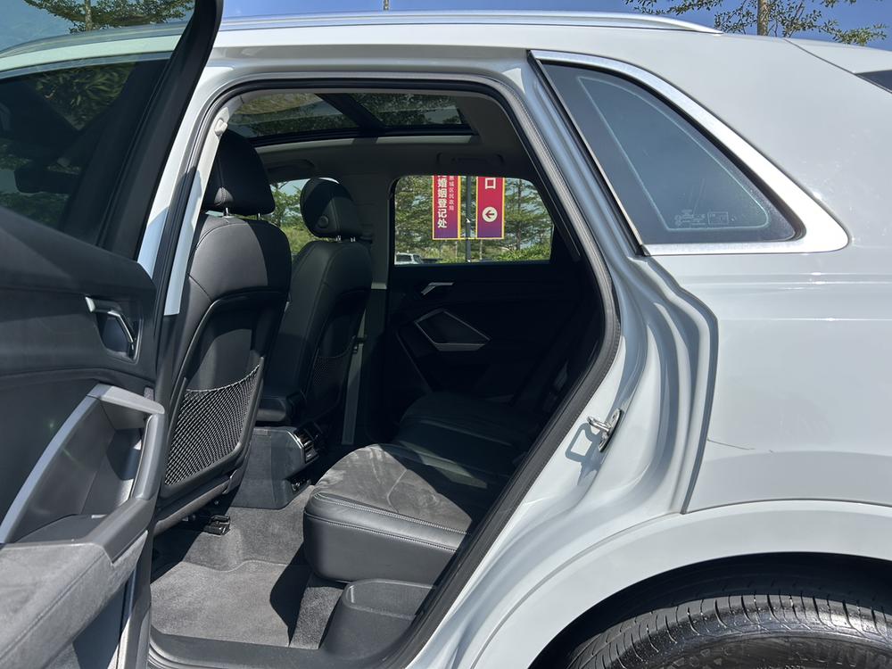 Audi Audi Q3