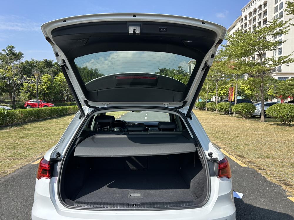 Audi Audi Q3