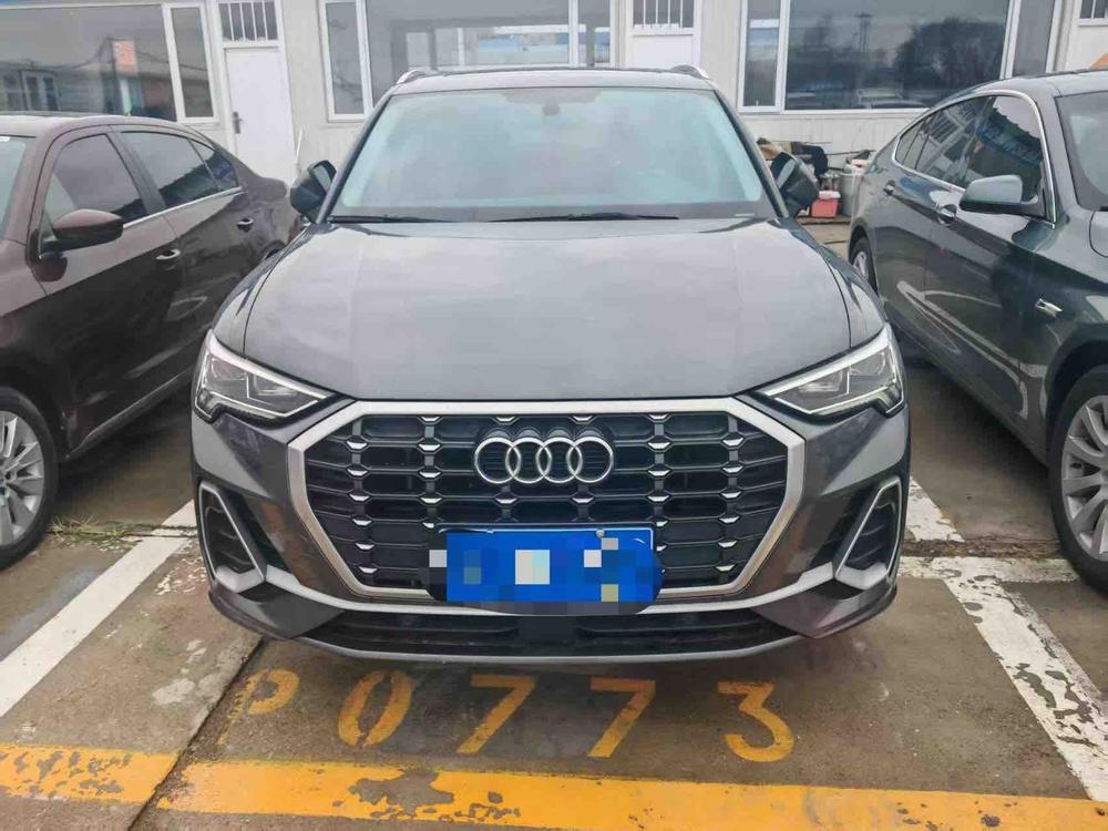 Audi Audi Q3