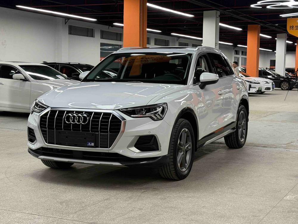 Audi Audi Q3