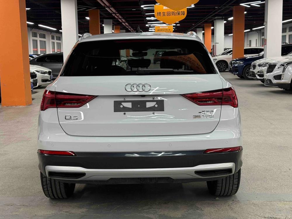 Audi Audi Q3