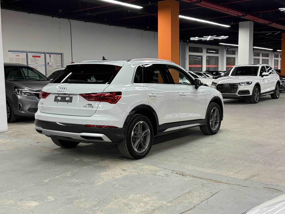 Audi Audi Q3