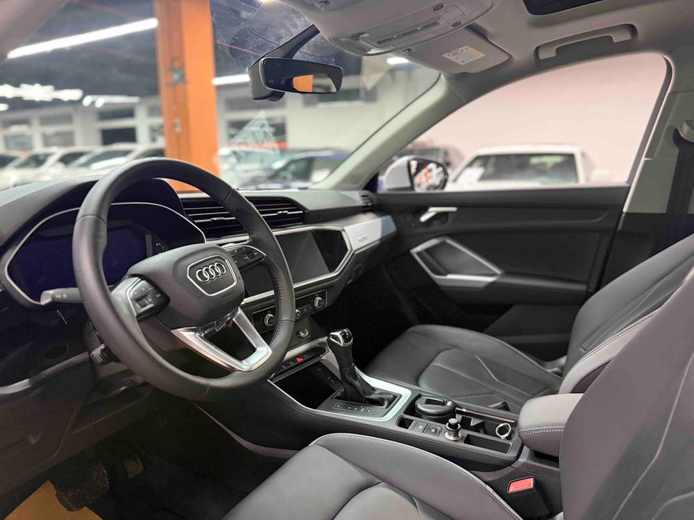 Audi Audi Q3