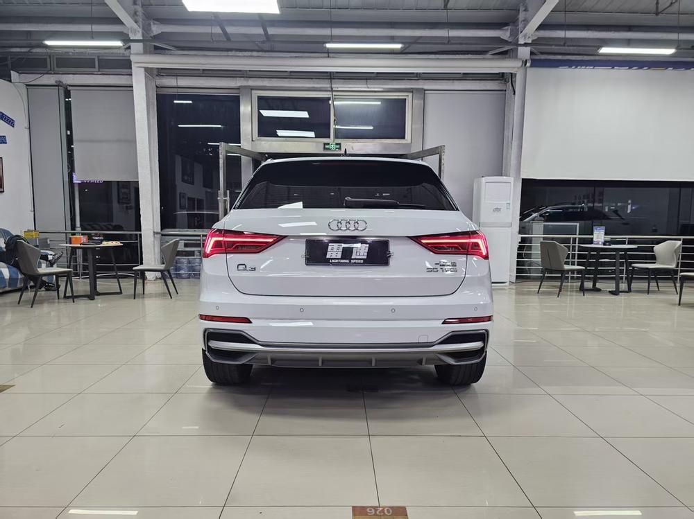 Audi Audi Q3