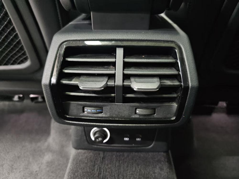 Audi Audi Q3