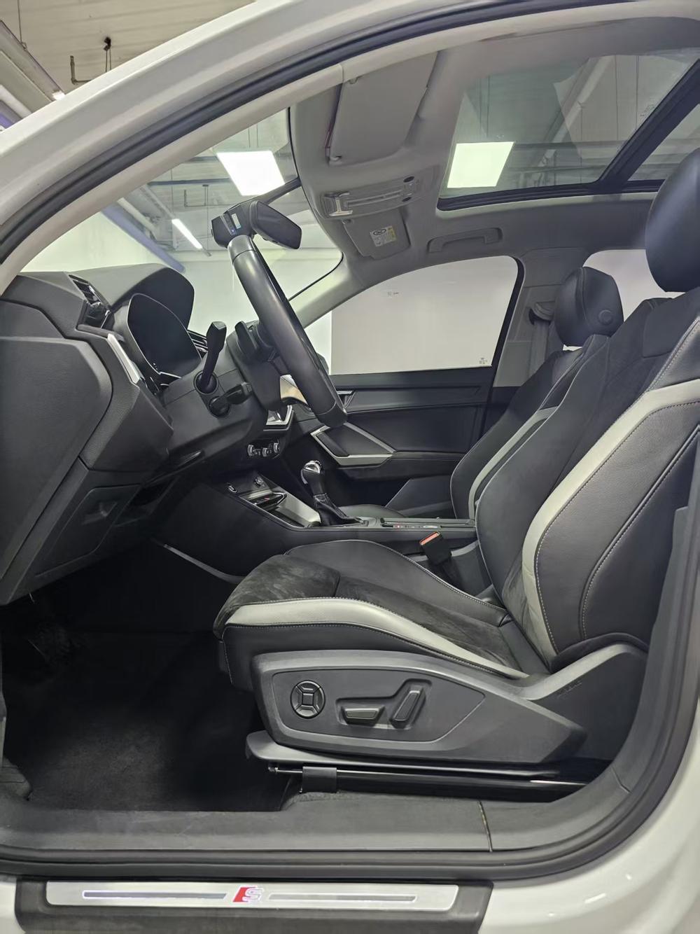 Audi Audi Q3