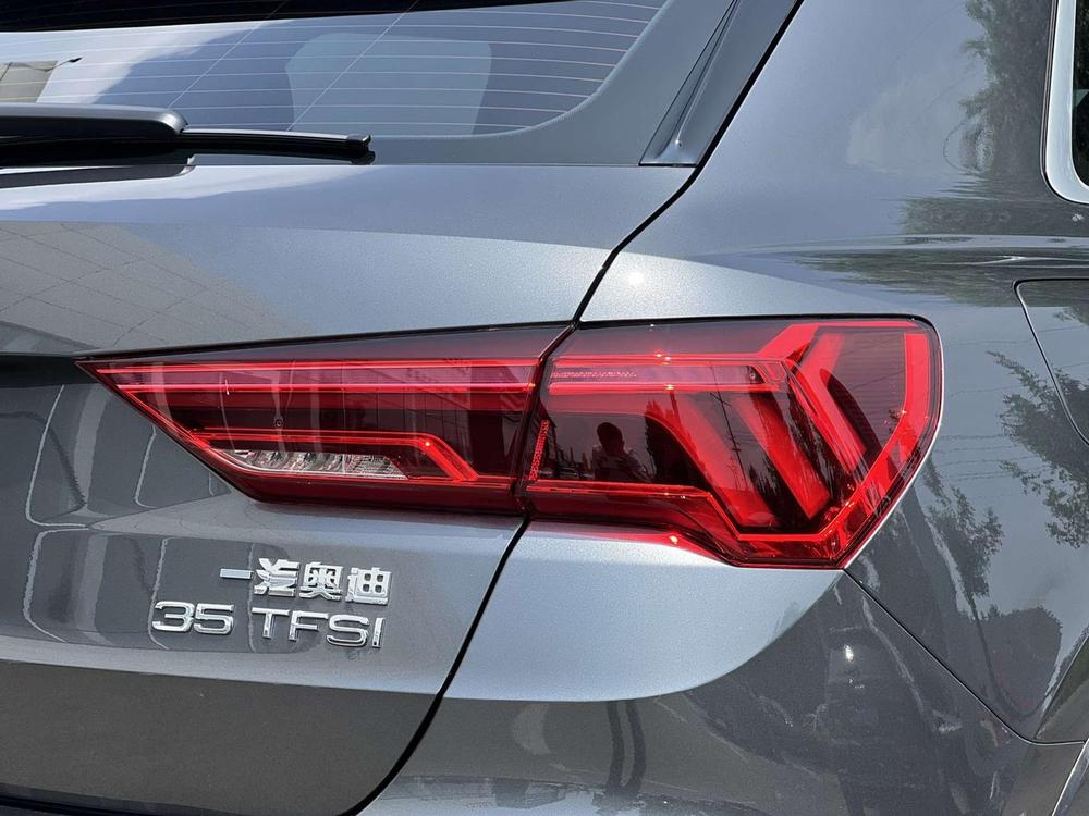 Audi Audi Q3