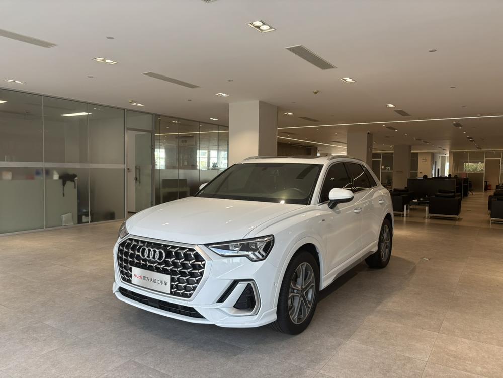 Audi Audi Q3