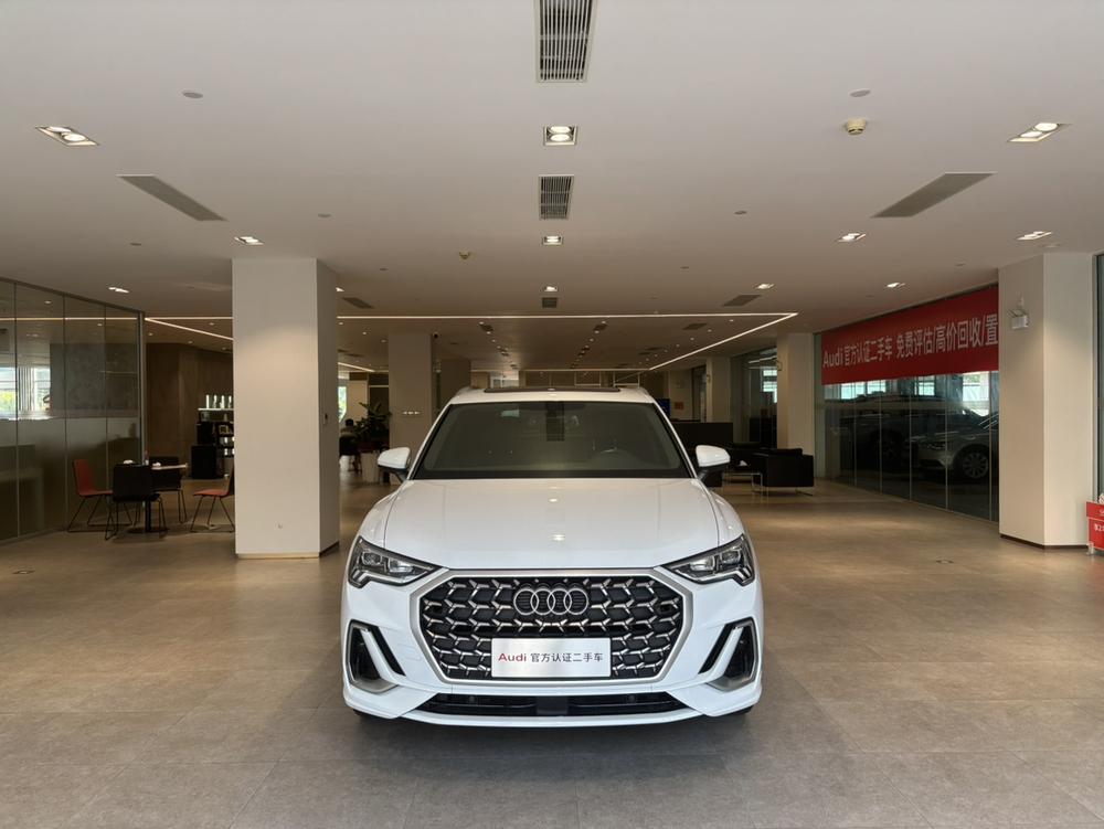 Audi Audi Q3