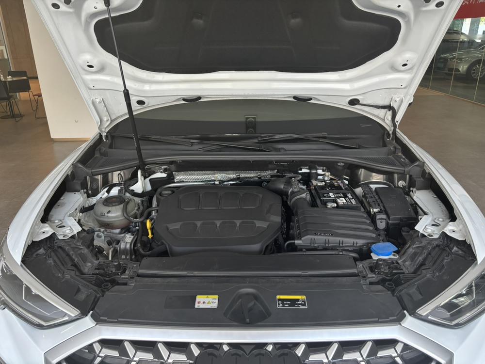 Audi Audi Q3
