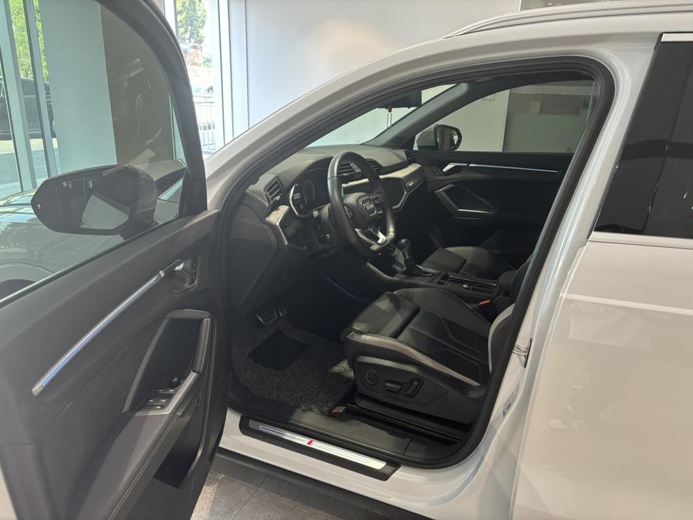 Audi Audi Q3