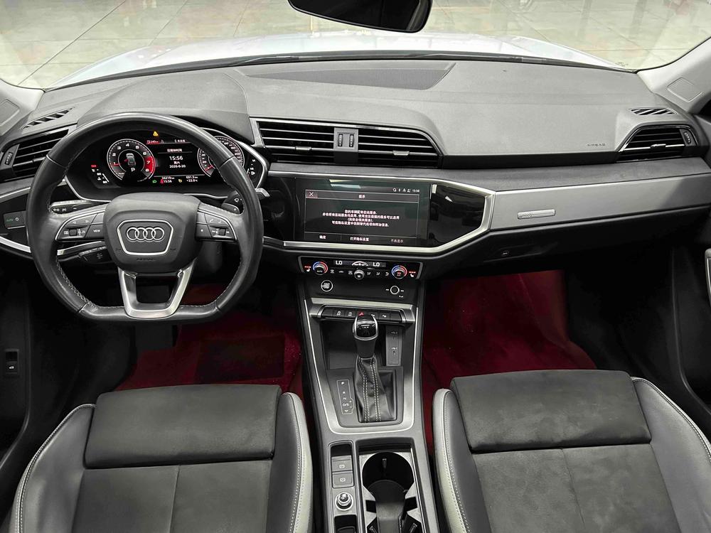 Audi Audi Q3