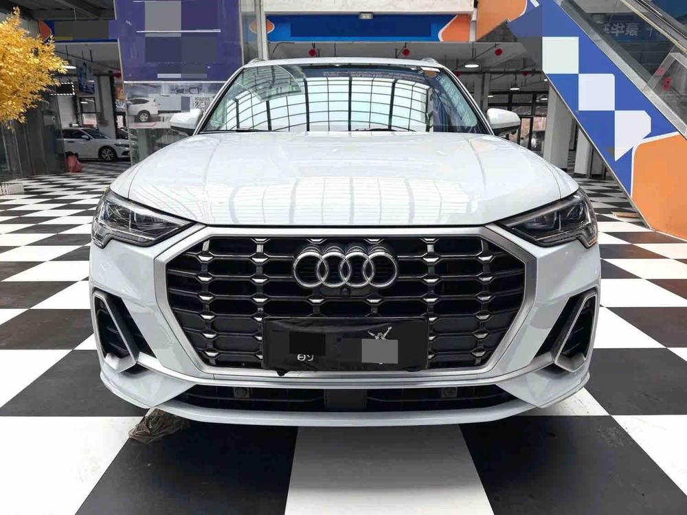 Audi Audi Q3