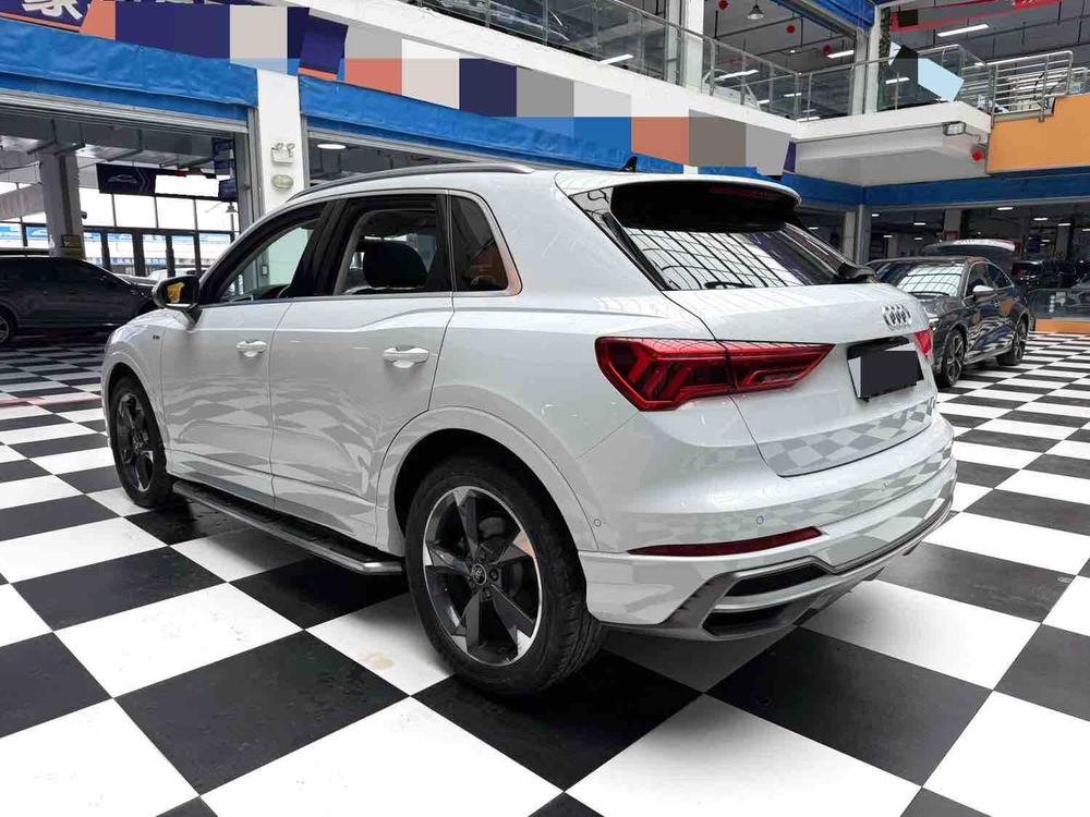 Audi Audi Q3