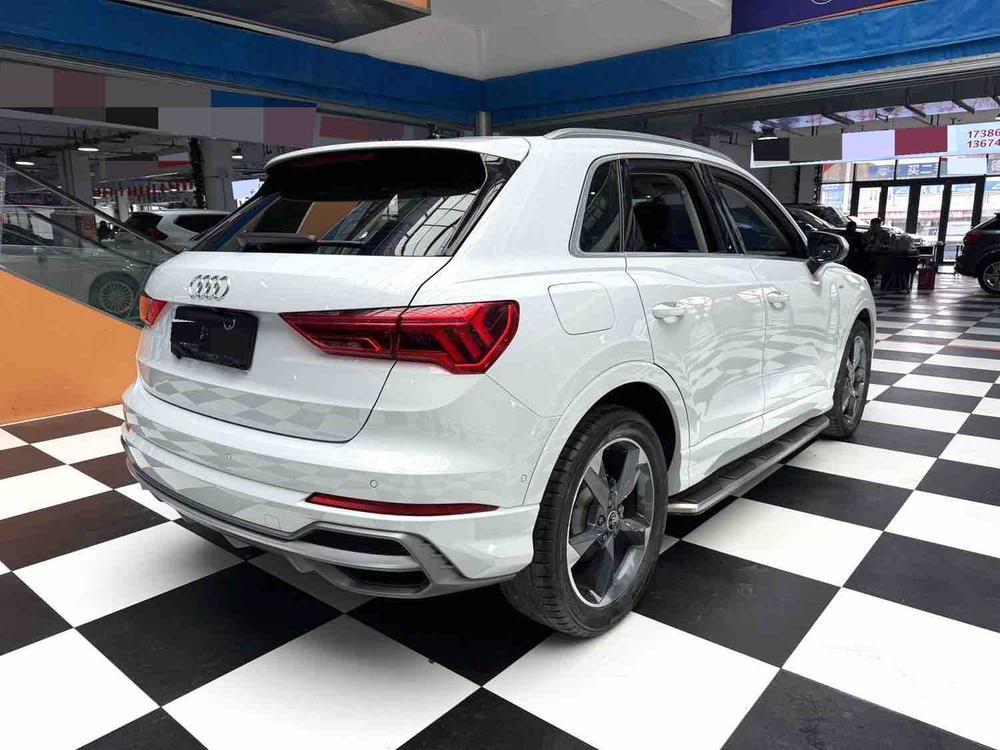 Audi Audi Q3