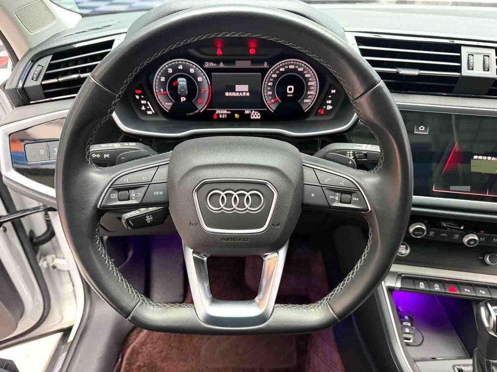 Audi Audi Q3