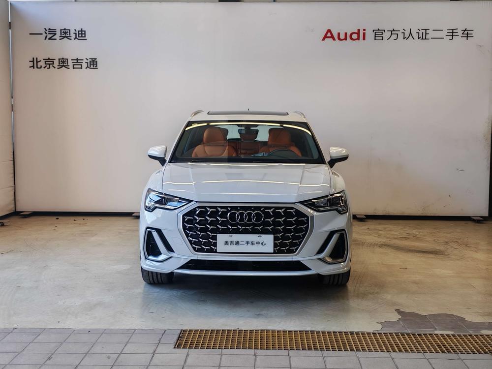 Audi Audi Q3